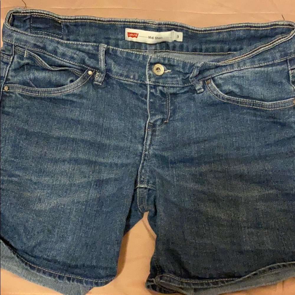 Levi’s shorts